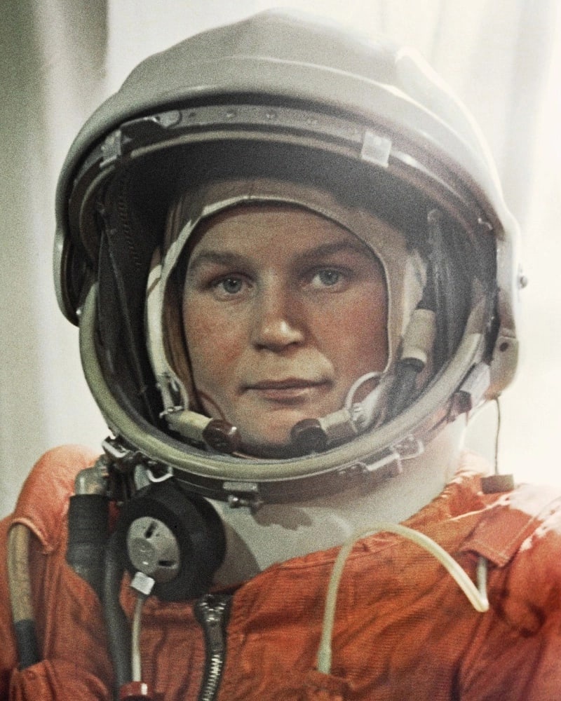 Валентина терешкова фото в скафандре
